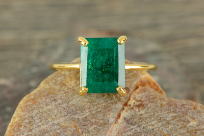 9 Envious Emerald Engagement Rings