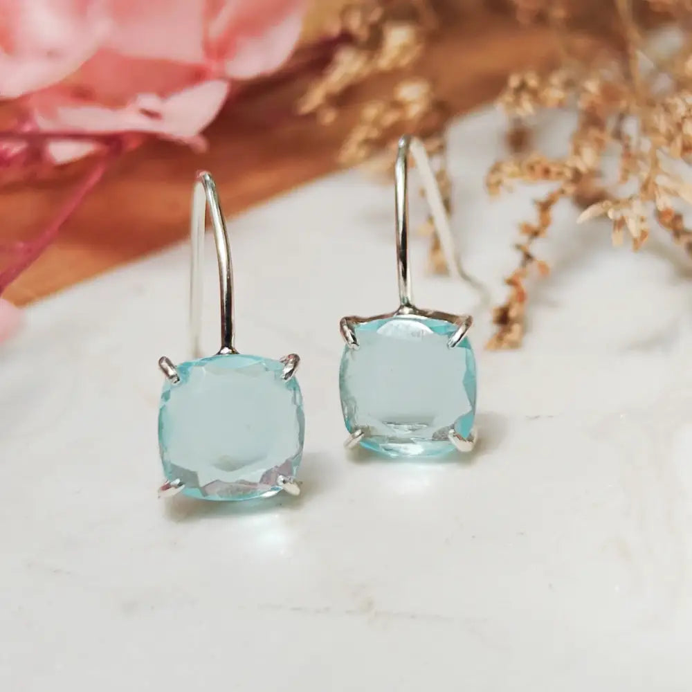 Dangles Dangles