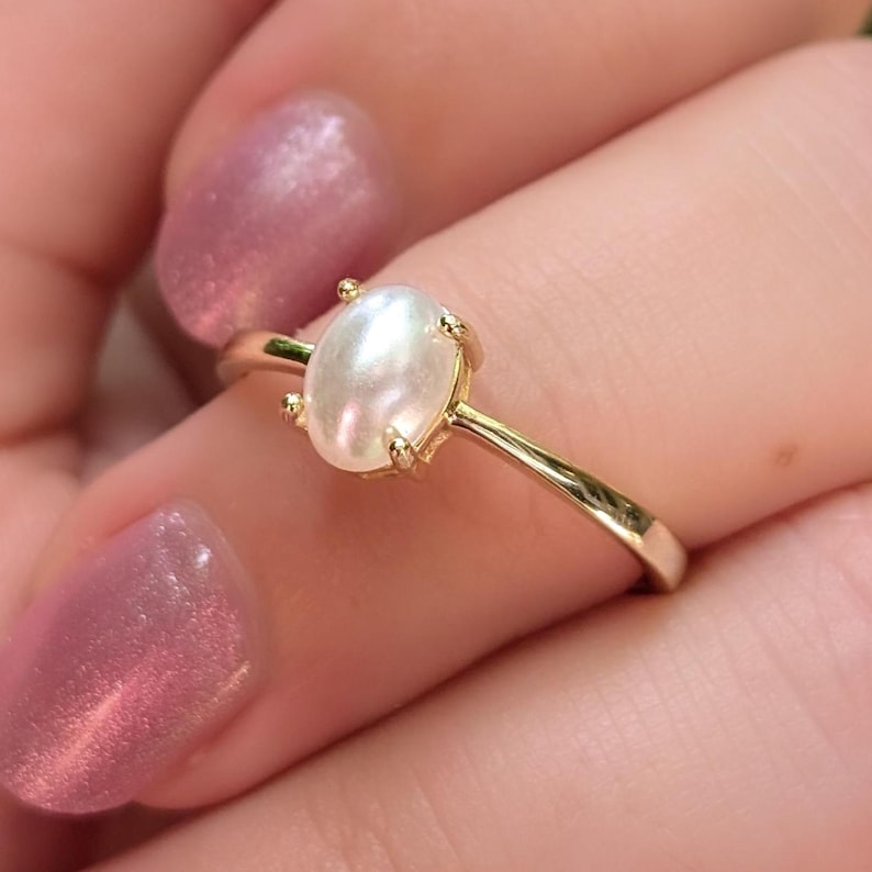 Pearl Oval Ring