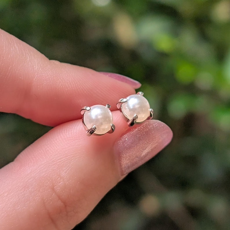 Pearl Round Earrings