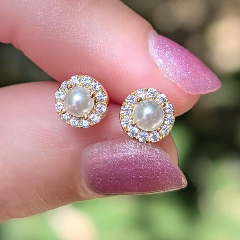Pearl Halo Earrings