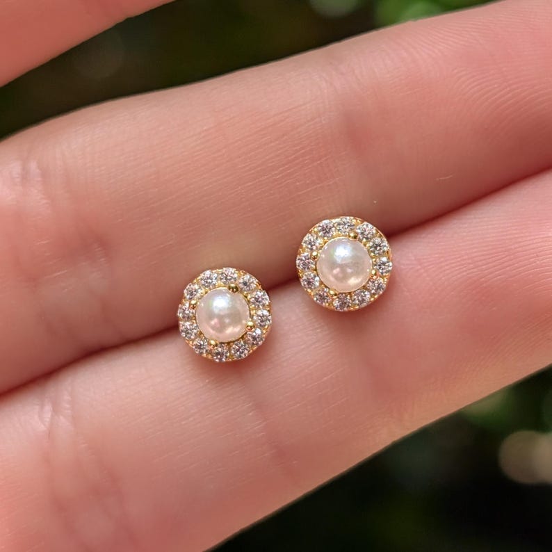 Pearl Halo Earrings