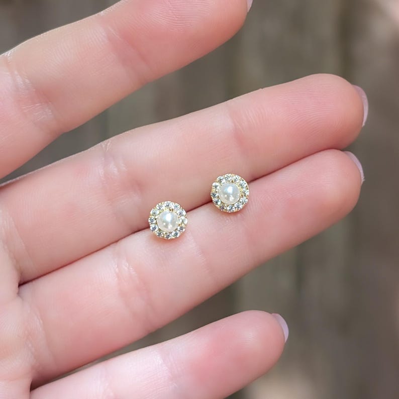 Pearl Halo Earrings