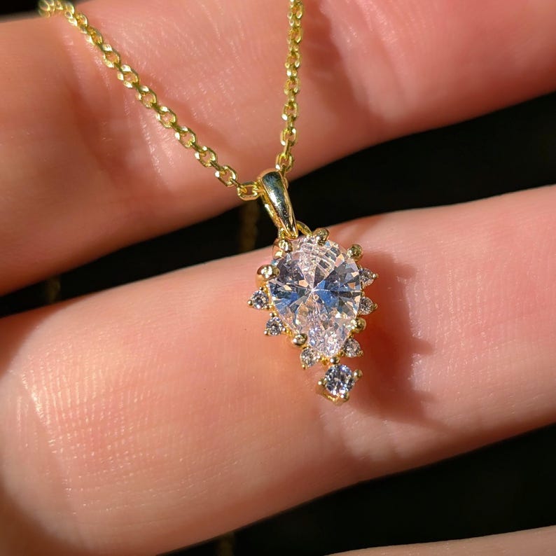 Vintage Teardrop Moissanite Halo Pendant Necklace