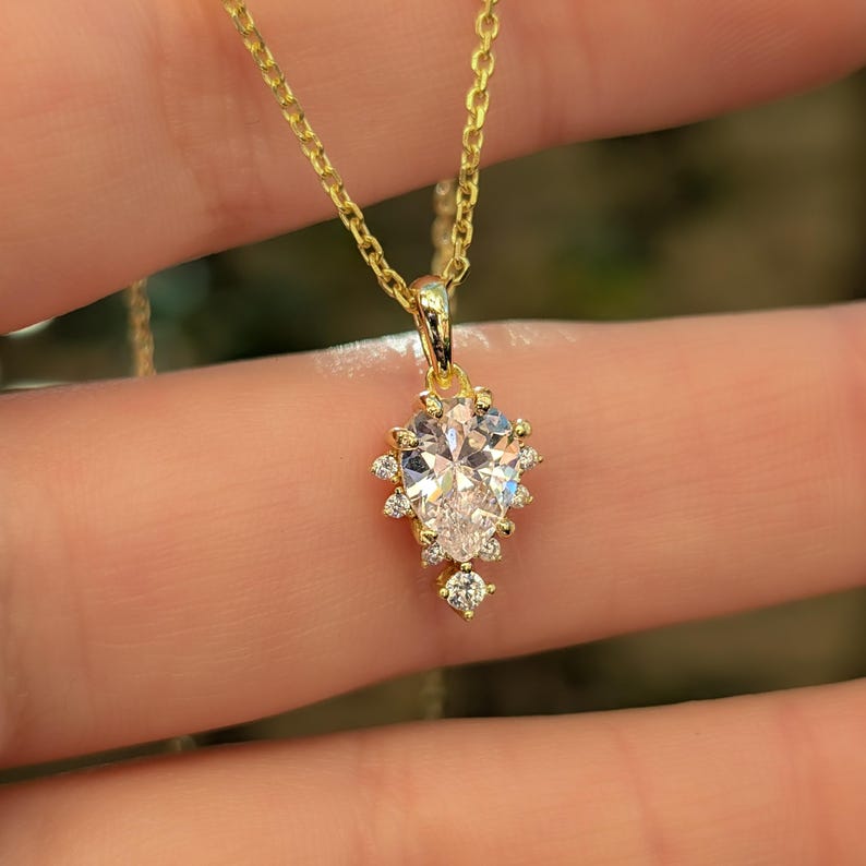 Vintage Teardrop Moissanite Halo Pendant Necklace