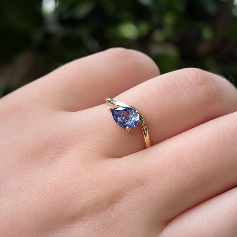 Sideways Tanzanite Teardrop Ring