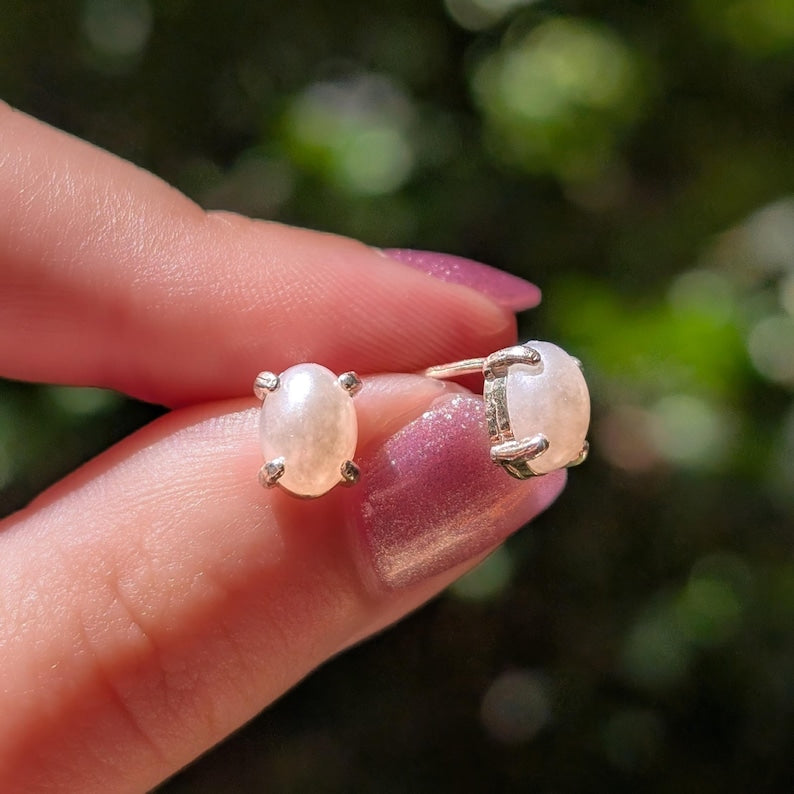 Pearl Oval Earrings