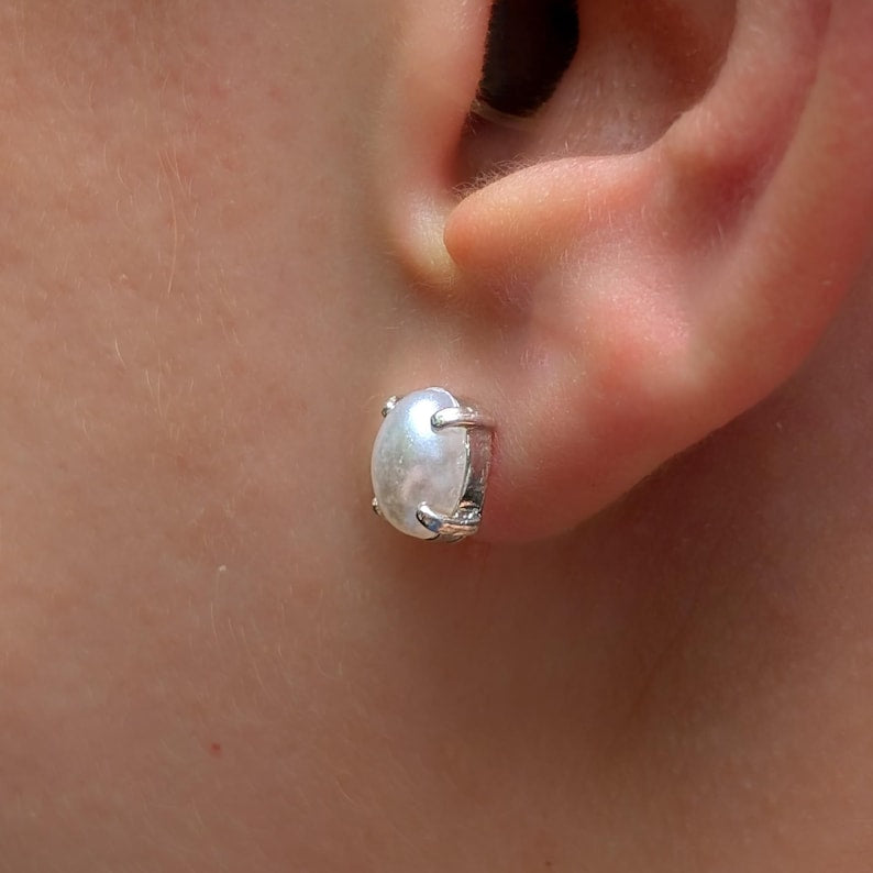 Pearl Oval Earrings