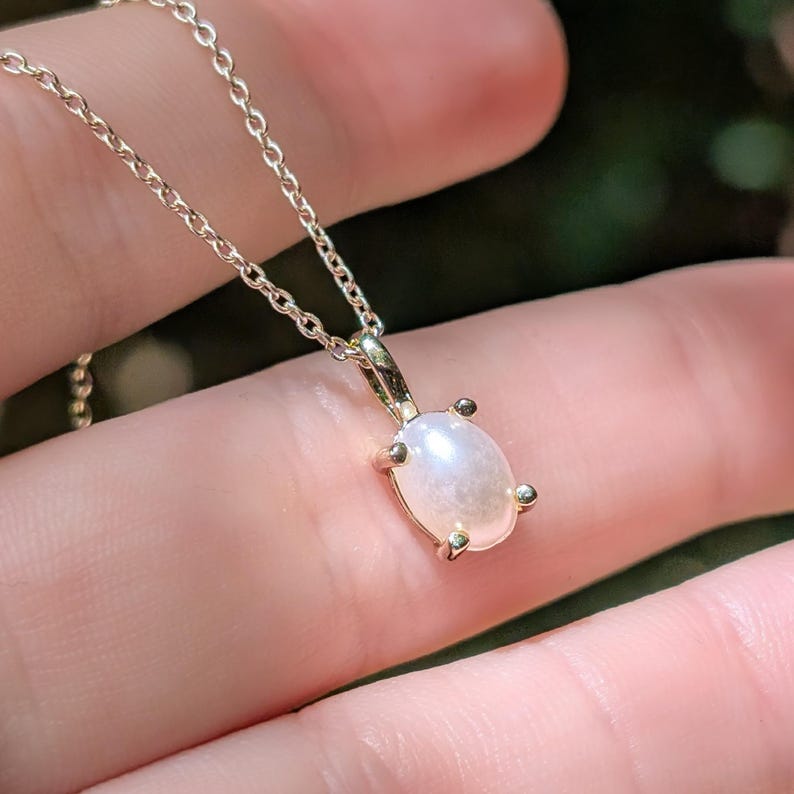 Pearl Oval Necklace