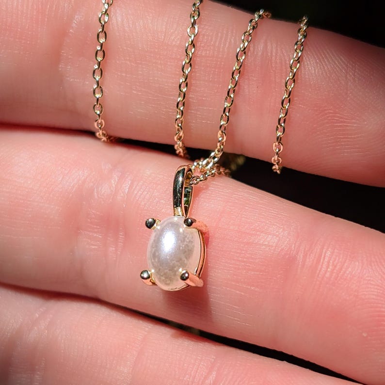 Pearl Oval Necklace