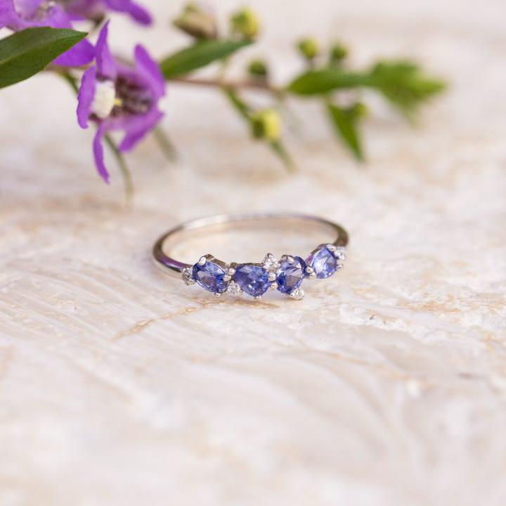 The Legacy - Tanzanite Cluster Ombre Ring