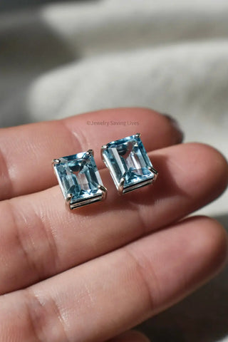 march birthstone - aquamarine