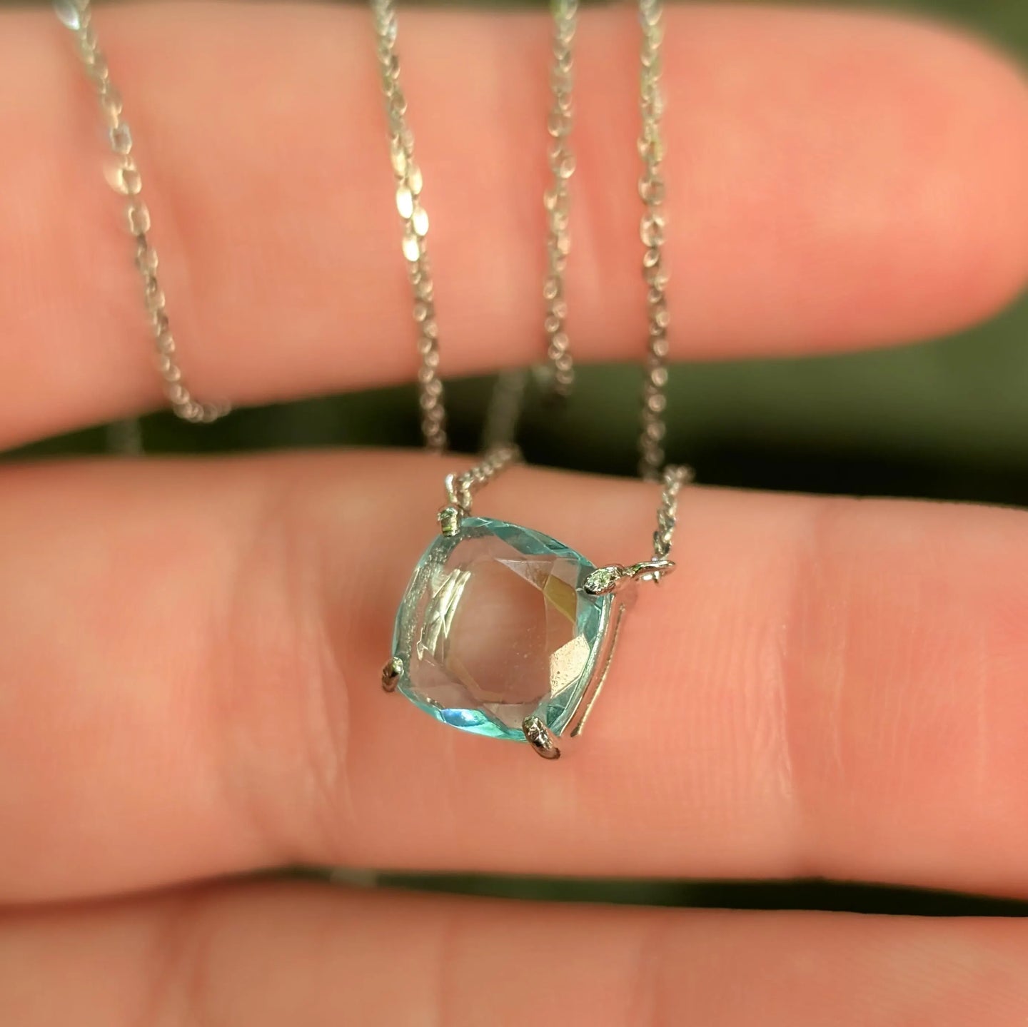 The Ashlynn - Natural Aquamarine Necklace