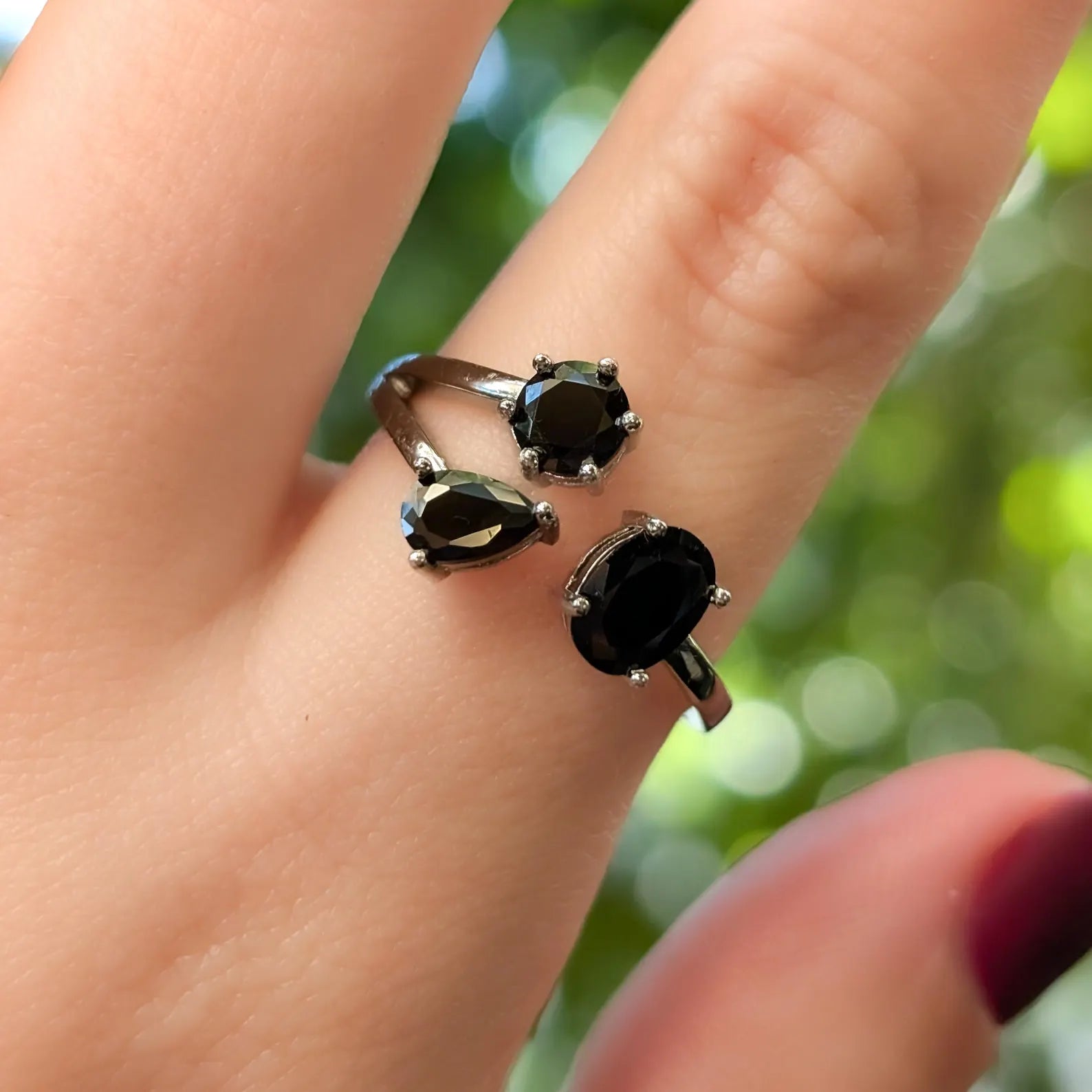 Onyx 3 Stone Ring