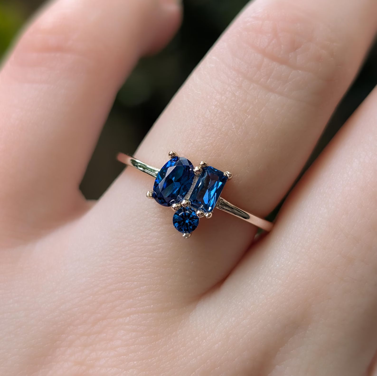 Sapphire 3 Stone Cluster Ring