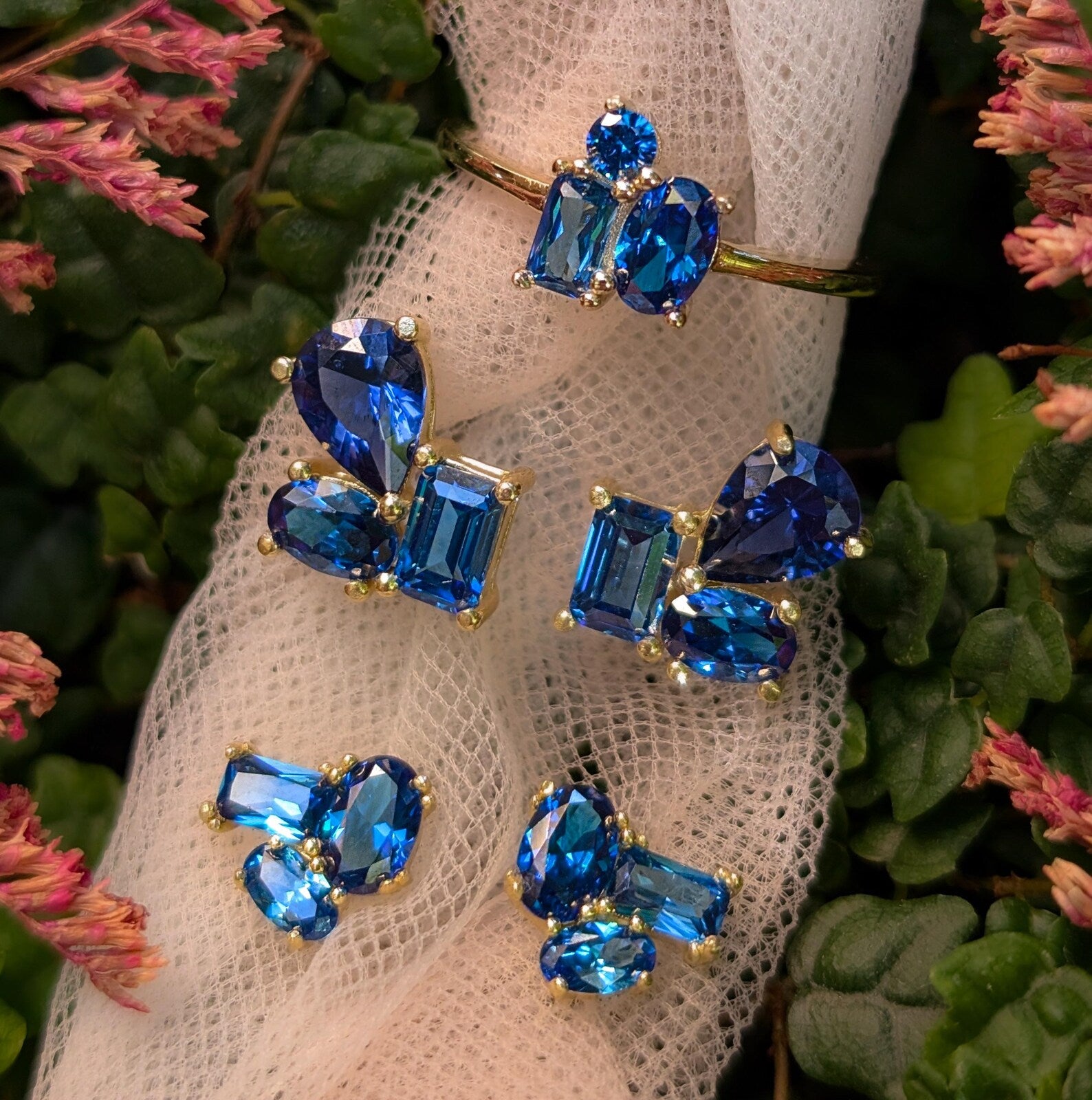 Sapphire 3 Stone Cluster Ring