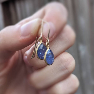 Blue Sapphire Teardrop Earrings with Gold Hooks in Natural Teardrop Tanzanite Design