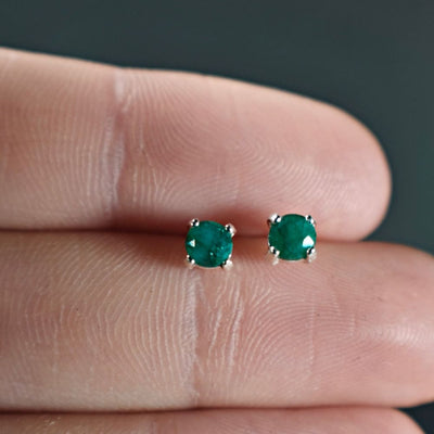 Round Natural Emerald Stud Earrings Earrings Handmade Handcrafted