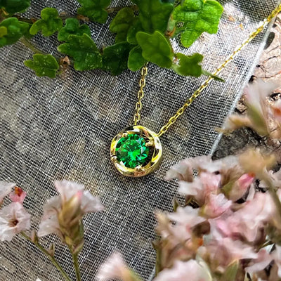 Swirl Necklace - Emerald Necklaces Handmade Handcrafted