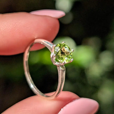 The Juliet - Brilliant Peridot Stone Rings Handmade Handcrafted