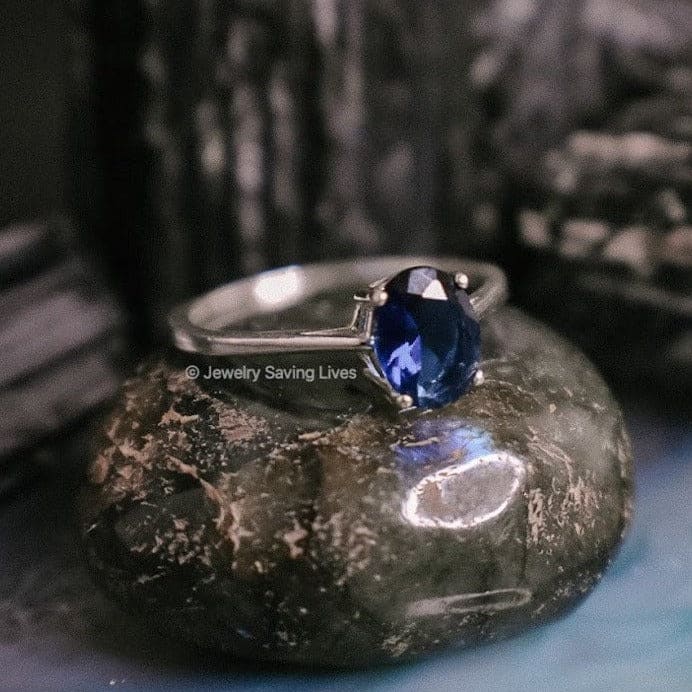 The Juliet - Natural Oval Sapphire Rings Handmade Handcrafted